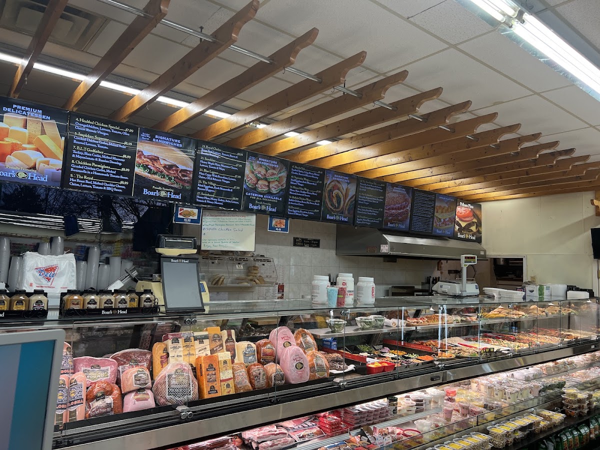 Pelham Plaza Gourmet